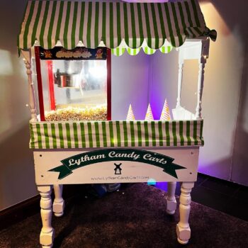 Popcorn cart