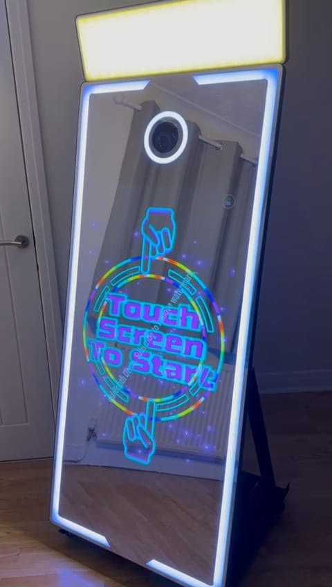Fylde Event Selfie Mirror Luxury Selfie Mirror Hire - Image 1